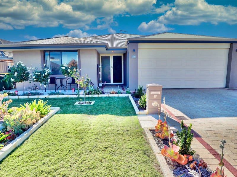 19 Cotswold Parade, Aubin Grove, WA 6164 House for Sale realestate