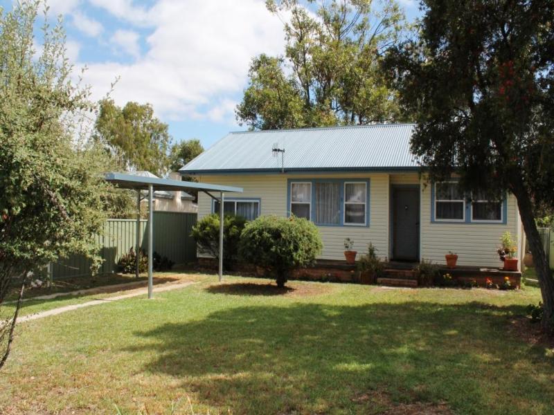 8 Gladstone Street, Mudgee, NSW 2850 Property Details