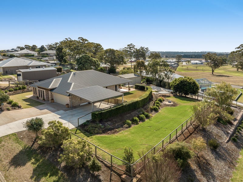 62 Federation Drive, Highfields, Qld 4352 Property Details