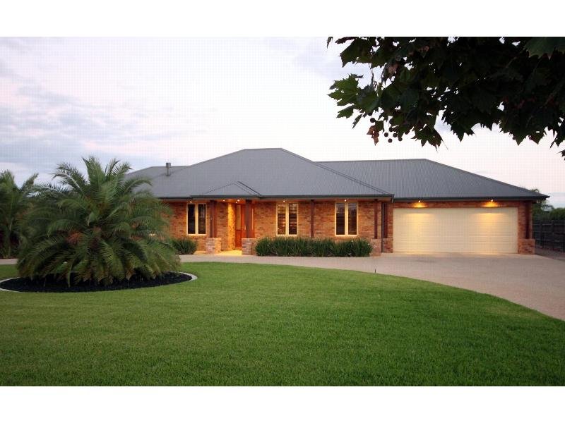 4 Winbi Avenue, Moama, NSW 2731