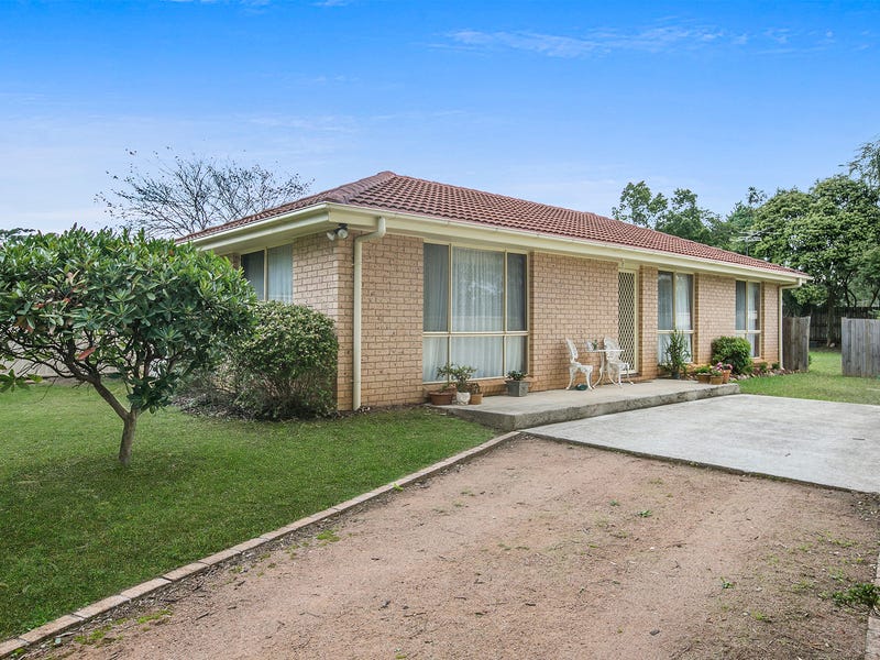 10 Railway Avenue, Colo Vale, NSW 2575