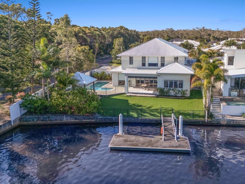 Real Estate & Property for Sale in Caloundra, QLD 4551 (+1 location) Pg