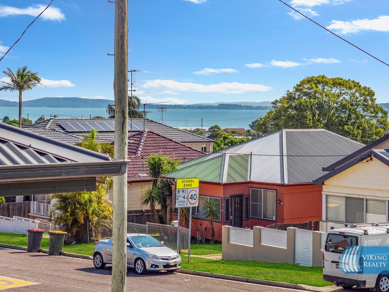 44 Vista Pde, Belmont, NSW 2280 House for Sale