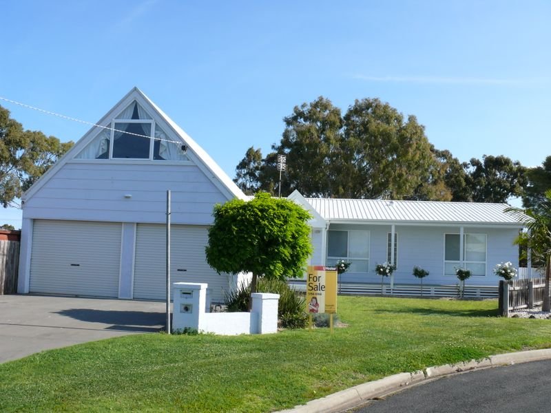 2 The Moorings, Paynesville, Vic 3880 Property Details