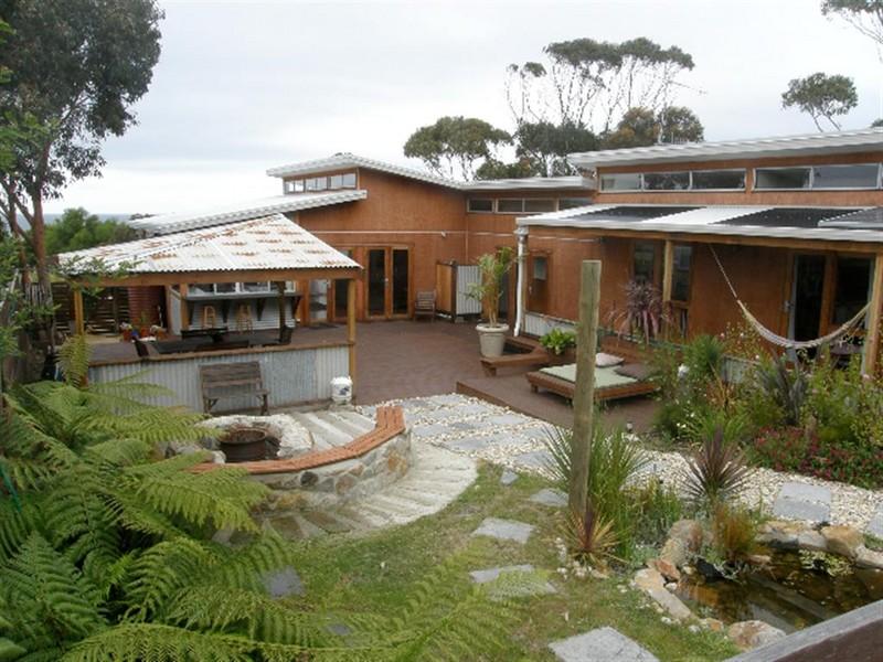11 Targett Street, Scamander, Tas 7215 Property Details