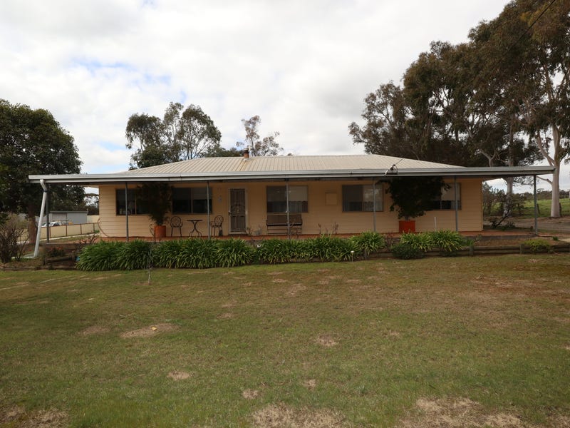 43 Mokine Road, Narrogin, WA 6312 Property Details