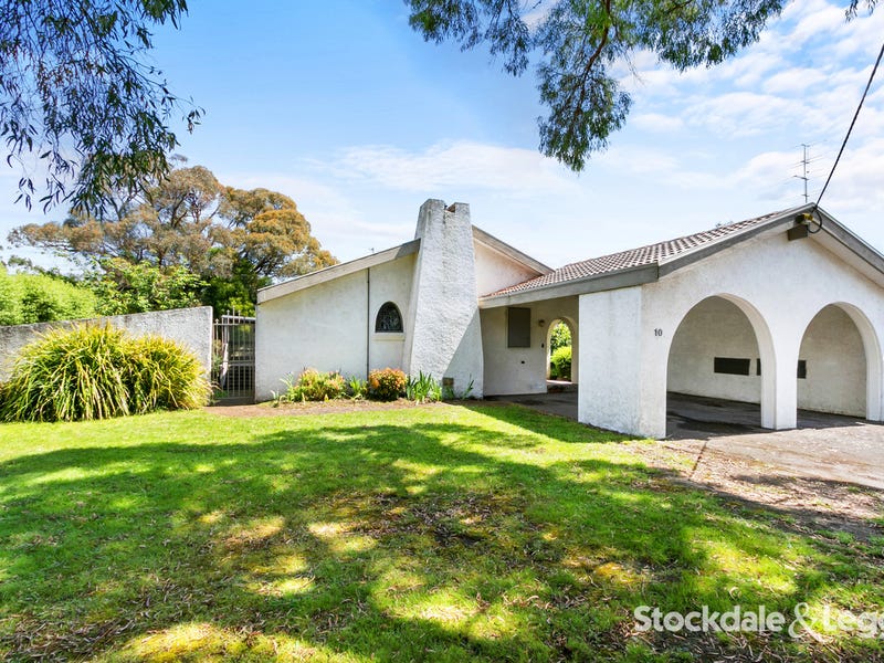 10 Latter Grove, Churchill, Vic 3842 Property Details