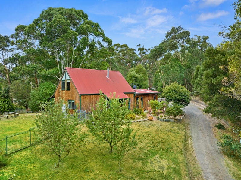 4 Cameron Close, Buxton, Vic 3711 Property Details