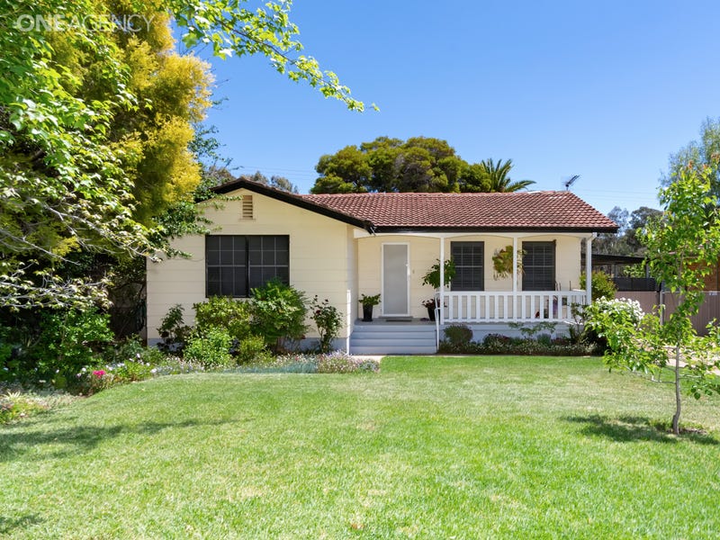 34 Adams Street, Ashmont, NSW 2650 Property Details