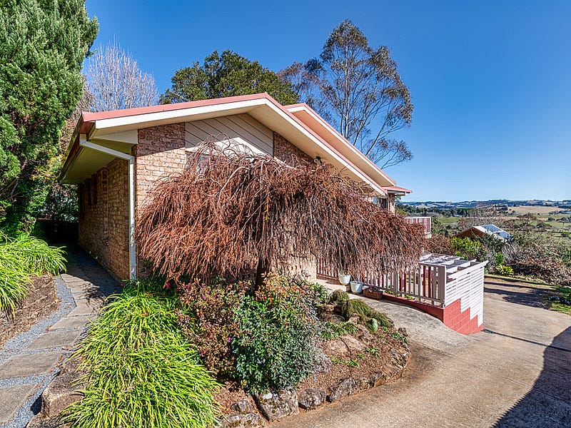 9 Parkes Street, Dorrigo, NSW 2453 Property Details