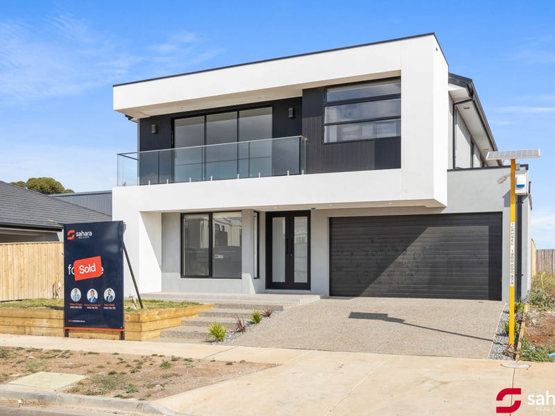 3 Curtin Drive, Deanside, Vic 3336 Property Details