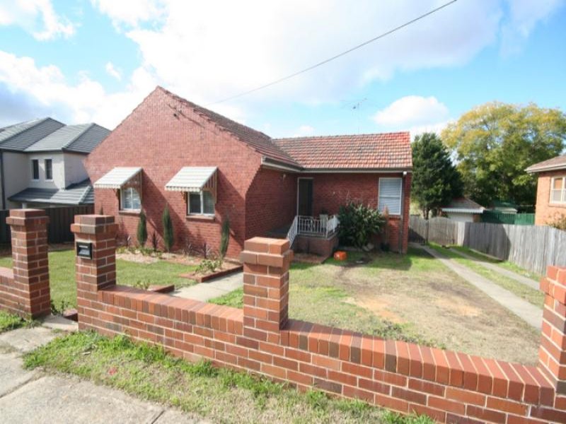 4 Old Hume Hwy, Camden, NSW 2570 Property Details