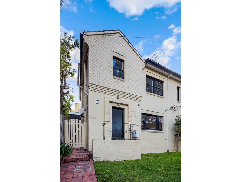 7 Canberra Road, Toorak, VIC 3142