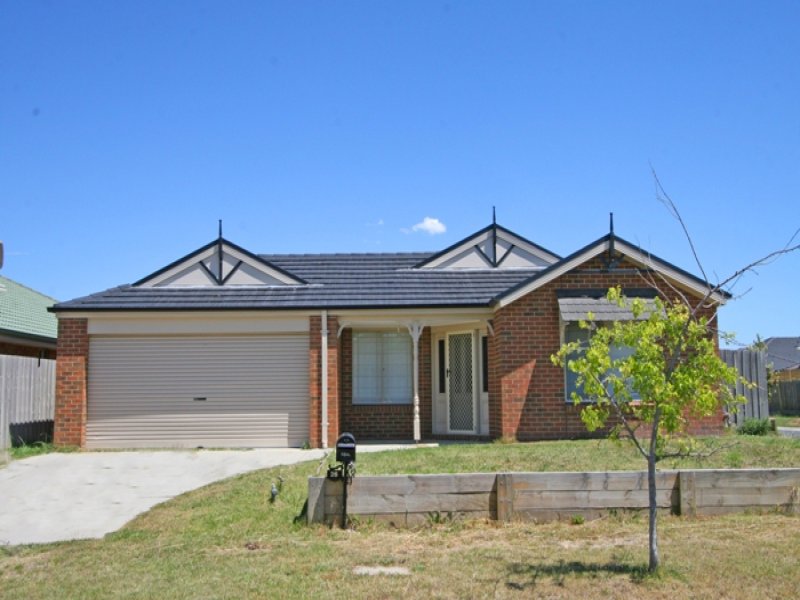 26 Amberley Drive, Pakenham, Vic 3810 Property Details