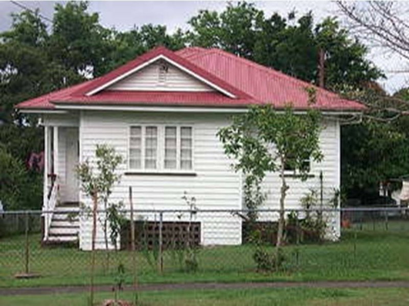 33 Theodore Street, Stafford, QLD 4053