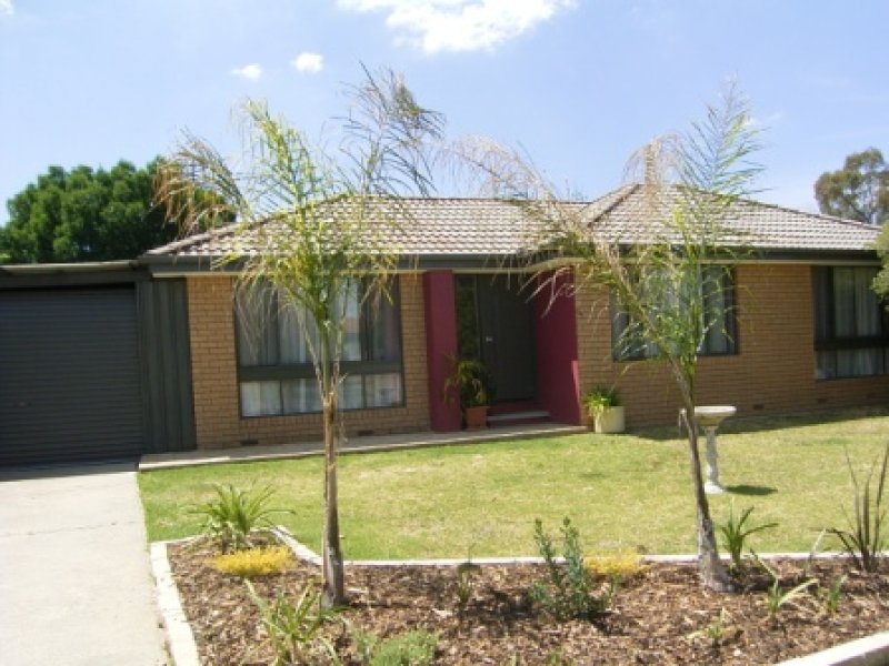 12 Julie Place, Lavington, NSW 2641