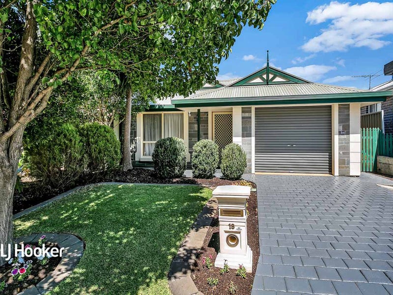 18 Ashton Place, Wynn Vale, SA 5127