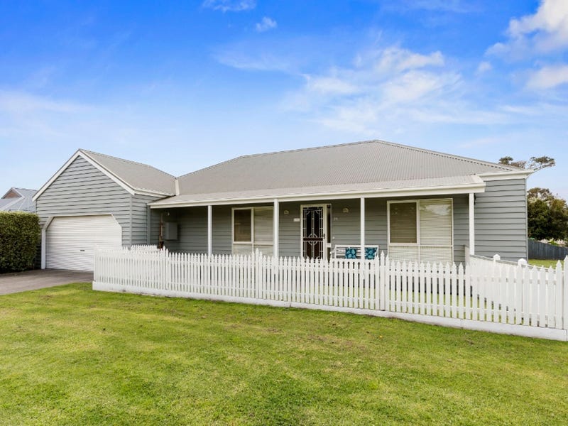 35 Victoria Cres, Safety Beach, VIC 3936
