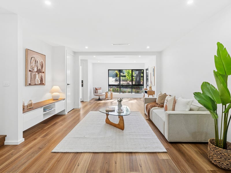 1 Bussell Crescent, Cook, ACT 2614 - Property Details