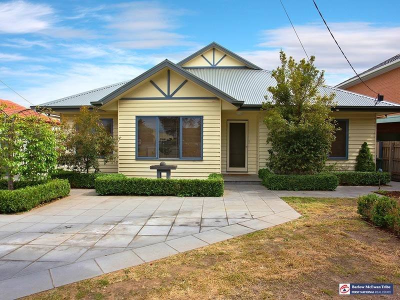 39 Myrtle Grove, Altona, Vic 3018 Property Details