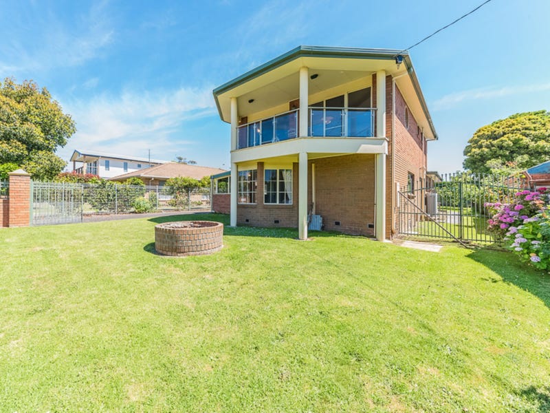 33 Bayview Avenue, Inverloch, Vic 3996 Property Details