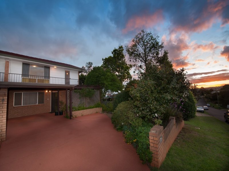 2/4 Muir Street, Harlaxton, Qld 4350