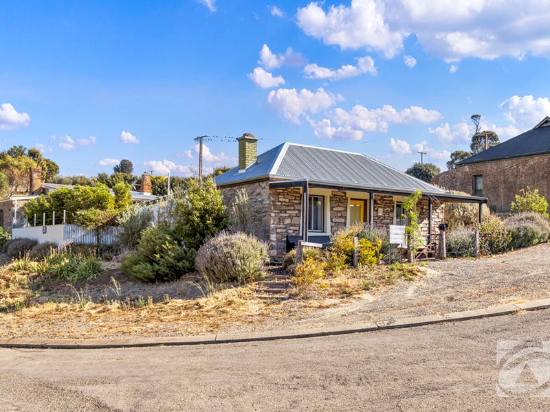 2 Illogan Street, Burra, SA 5417 House for Sale