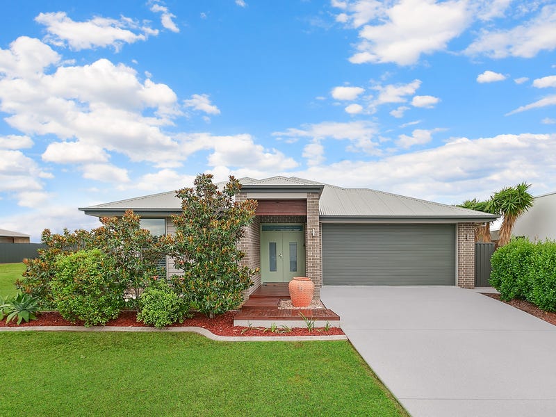 33 Parkway Crescent, Murrumba Downs, Qld 4503 House for Sale