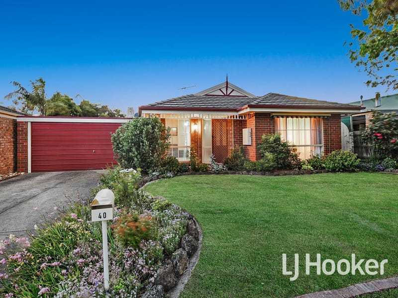 40 Simon Drive, Pakenham, Vic 3810 Property Details