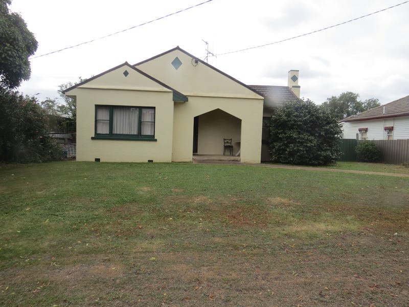 72 Playne Street, Heathcote, Vic 3523 Property Details