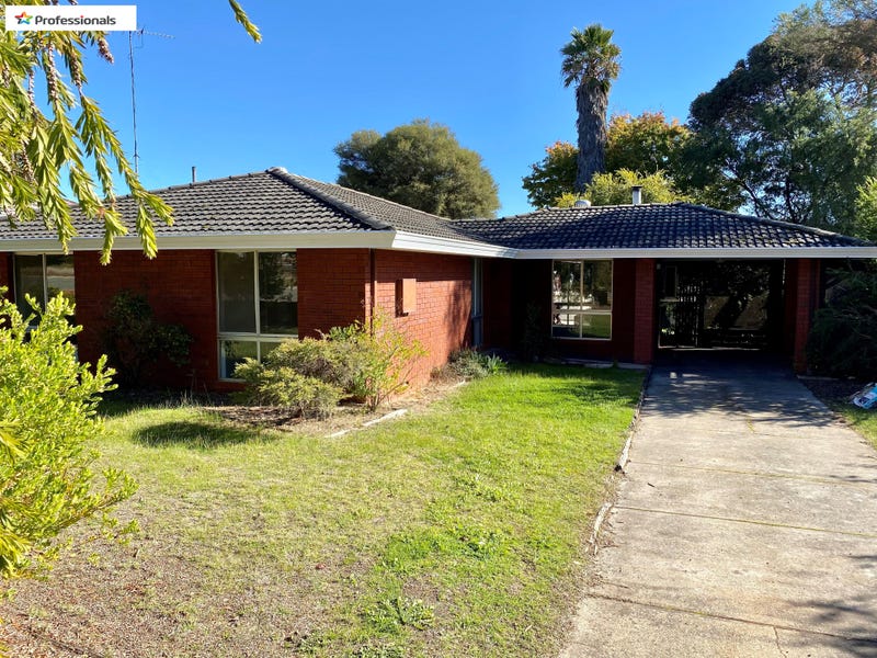 12 Church Street, Dwellingup, WA 6213 Property Details