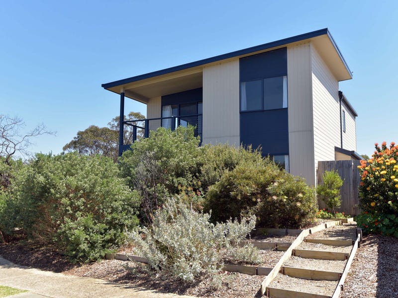 2325 Edwards Point Road, St Leonards, VIC 3223