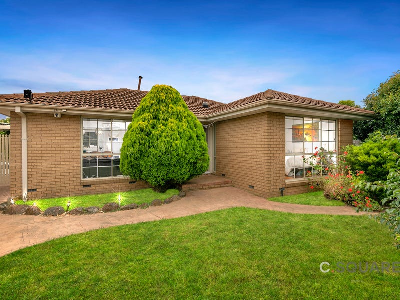 13 Brampton Close, Craigieburn, Vic 3064 - Property Details