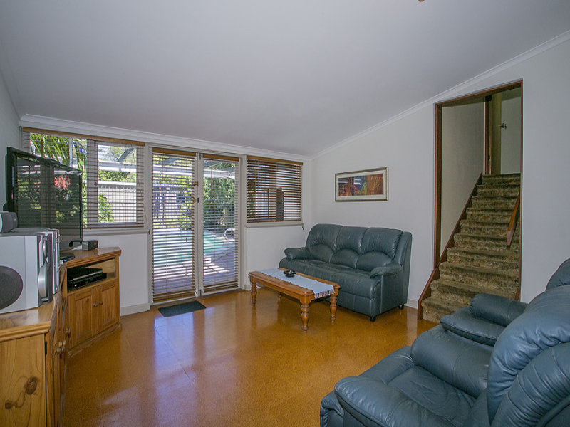 61 Drabble Road, Scarborough, WA 6019 Property Details