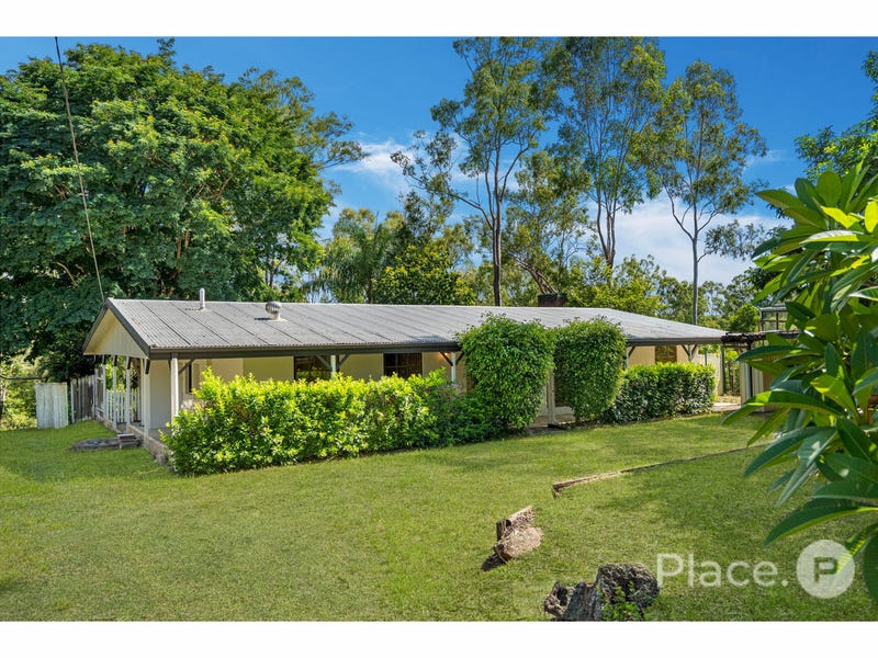 11 Riverside Avenue, Barellan Point, QLD 4306