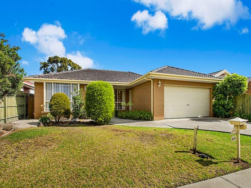 213 Lady Nelson Way, Taylors Lakes, VIC 3038