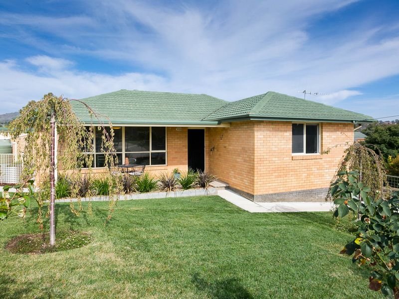 27 Charles Street, Queanbeyan, NSW 2620