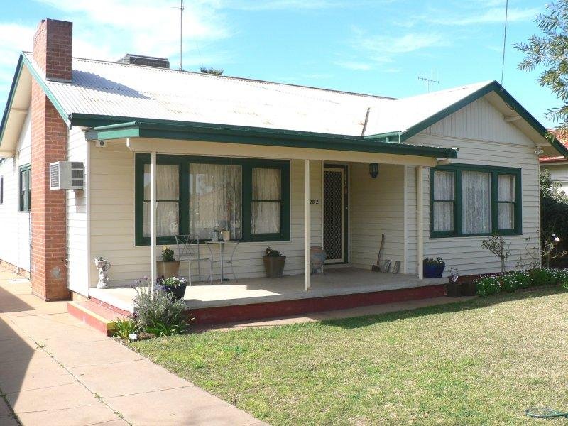 282 Brisbane St, Dubbo, NSW 2830 Property Details