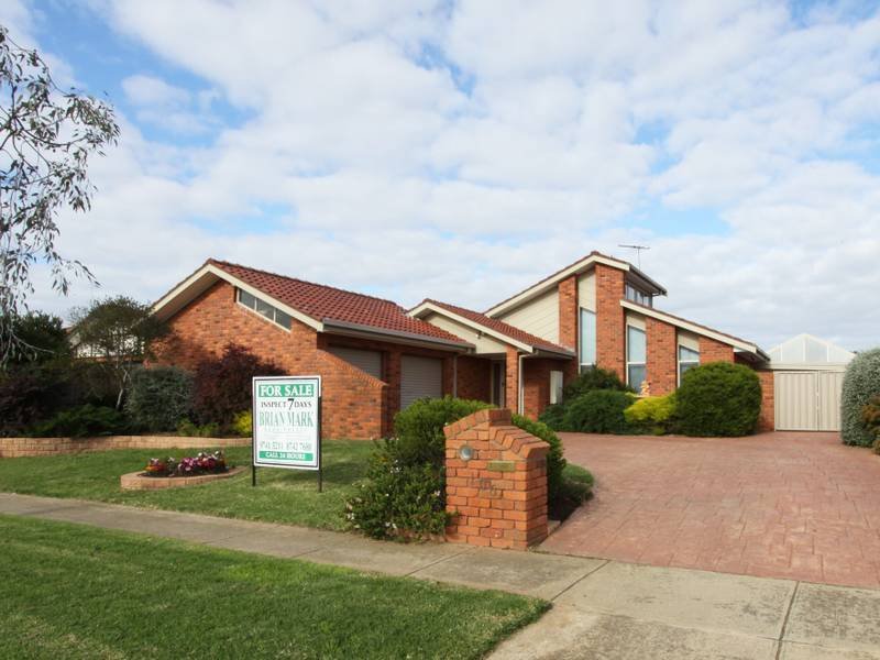 106 Westleigh Drive, Werribee, VIC 3030