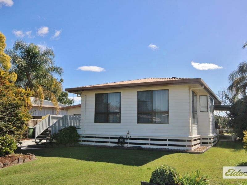 9 College Crescent, Dalby, Qld 4405 Property Details