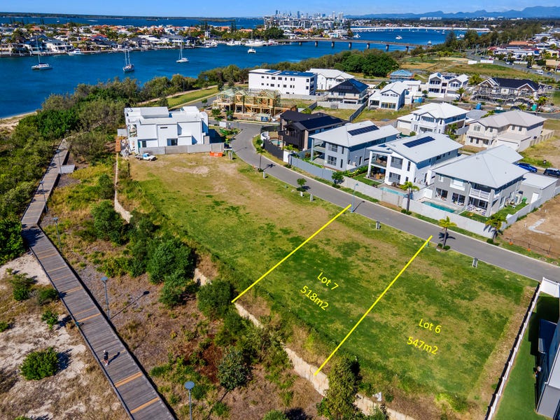 Land for Sale in Paradise Point, QLD 4216