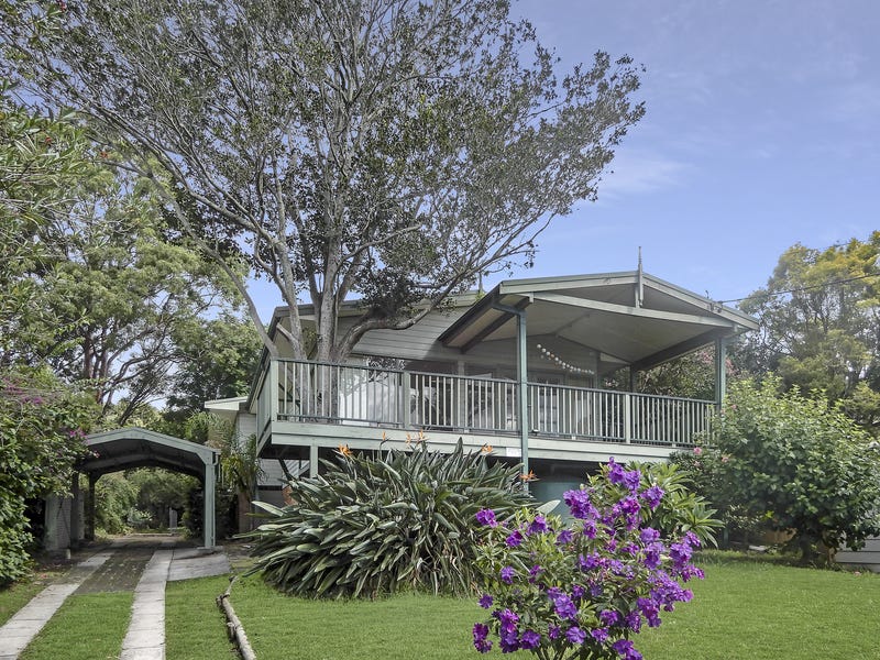 13 Margaret Street, Point Clare, NSW 2250