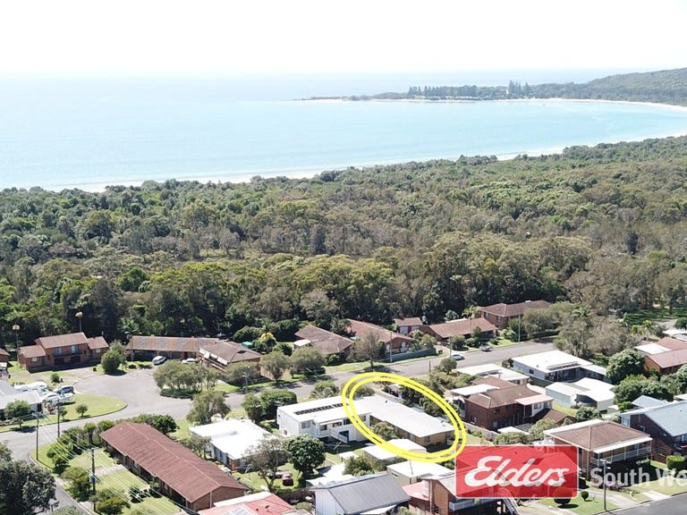 27 Phillip Drive, South West Rocks, NSW 2431