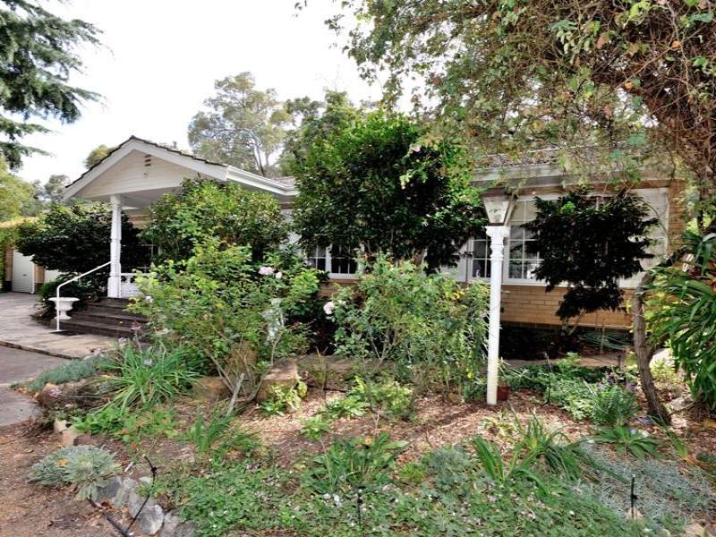 128 Orange Valley Road, Kalamunda, WA 6076 Property Details