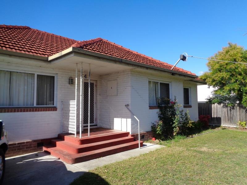 **UNDER CONTRACT**4 Winifred Street, Morwell, Vic 3840 Property Details