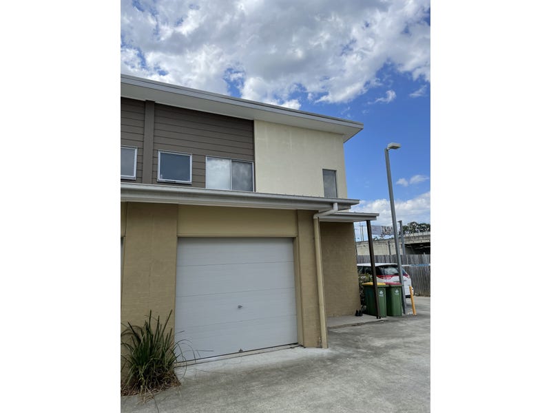 10/8 East Street, Kingston, Qld 4114 Property Details