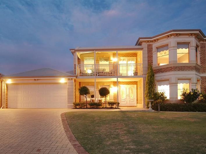 7 Maracas Cove, Iluka, WA 6028