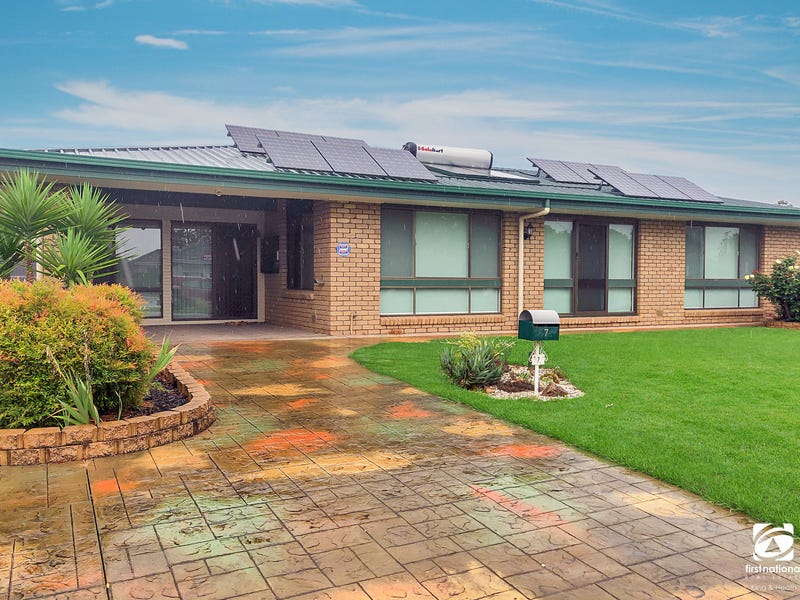 7 Hosie Street, Bairnsdale, VIC 3875