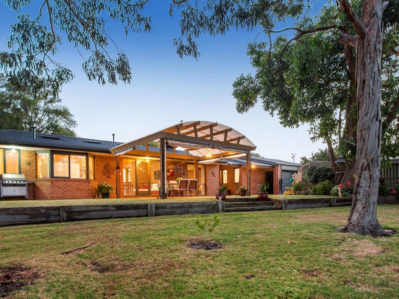 18 Rollings Close, Rosebud, Vic 3939 Property Details