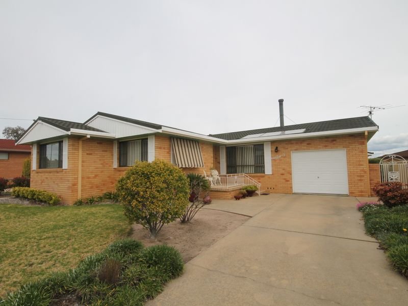 9 Sapphire Street, Inverell, NSW 2360 Property Details